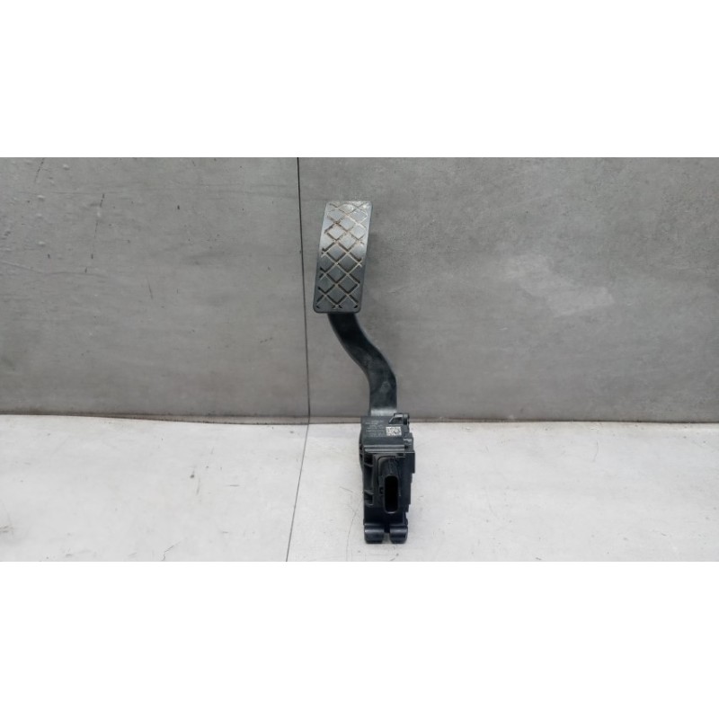 VOLKSWAGEN ELETRONIC THROTTLE PEDAL  VOLKSWAGEN Polo 2017>2021 used