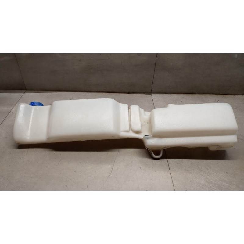 IVECO VASCHETTA ACQUA TERGI PARABREZZA IVECO EUROCARGO 2000>2005  usato