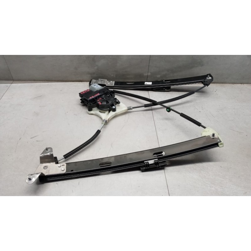 VOLKSWAGEN FRONT LEFT POWERED WINDOWS  VOLKSWAGEN Polo 2021> used