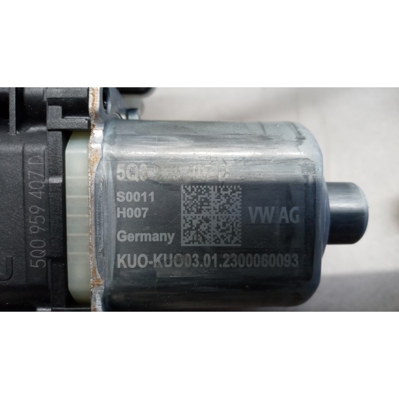 VOLKSWAGEN BACK LEFT POWERED WINDOWS  VOLKSWAGEN Polo 2021> used