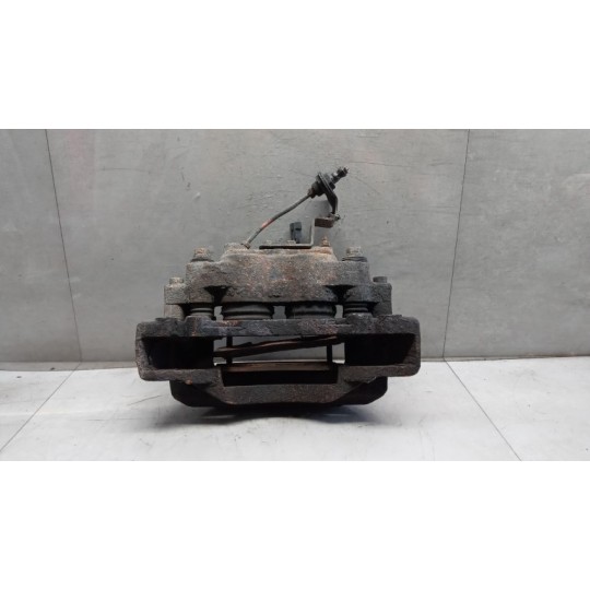 PINZA ANTERIORE DESTRA IVECO EUROCARGO 2000>2005  usato