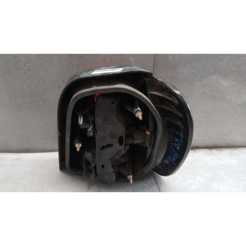 VOLKSWAGEN FARO POSTERIORE ESTERNO SINISTRO VOLKSWAGEN Polo 1994>1999 usato