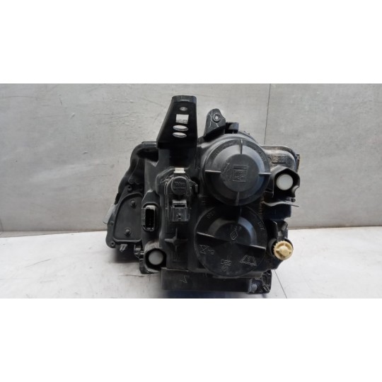 FARO ANTERIORE DESTRO RENAULT Modus 2004>2007 usato
