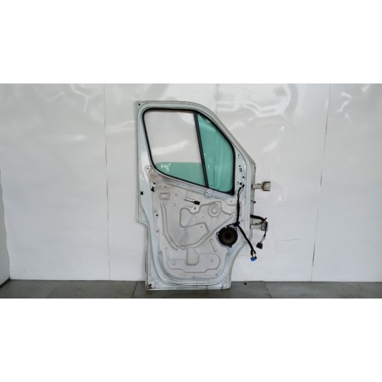 LEFT FRONT DOOR NISSAN Van NV400 2011> used