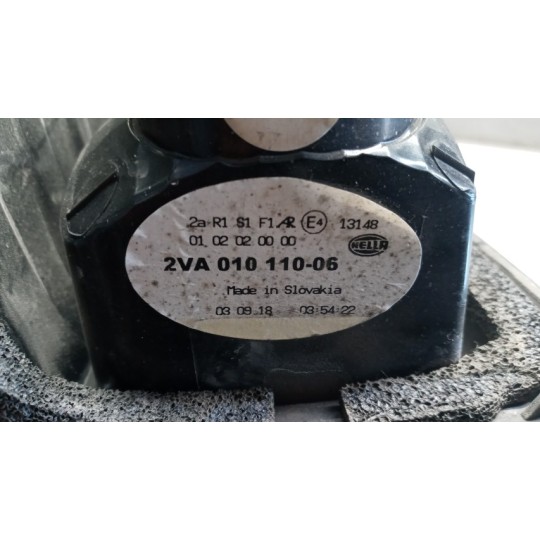 FARO POSTERIORE ESTERNO DESTRO NISSAN Van NV400 2011> usato