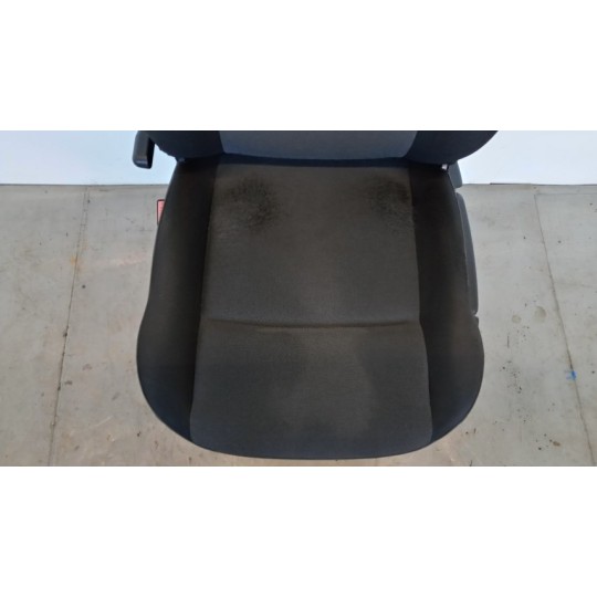 SEDILI ANTERIORI NISSAN Van NV400 2011> usato