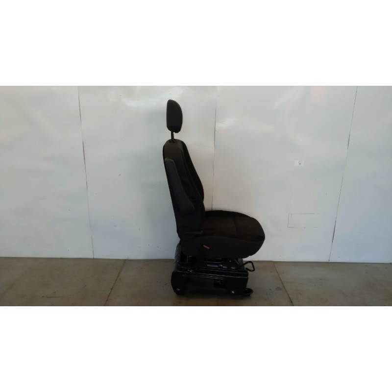 NISSAN Van FRONT SEATS NISSAN Van NV400 2011> used