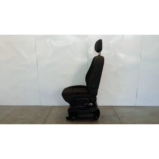 FRONT SEATS NISSAN Van NV400 2011> used