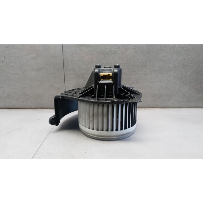 NISSAN Van MOTORINO VENTILAZIONE INTERNA NISSAN Van NV400 2011> usato