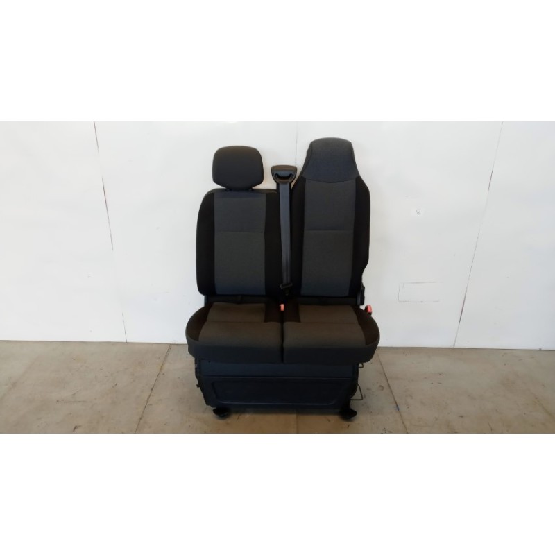 NISSAN Van SEDILI ANTERIORI NISSAN Van NV400 2011> usato