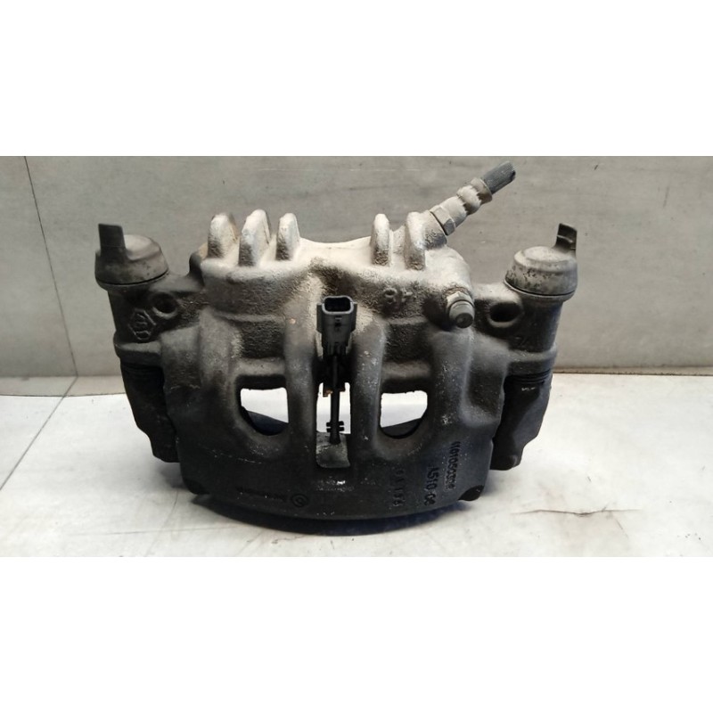 NISSAN Van PINZA ANTERIORE SINISTRA NISSAN Van NV400 2011> usato