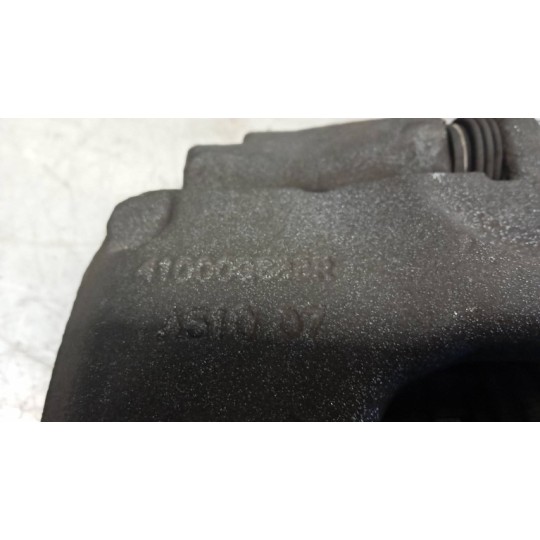 PINZA ANTERIORE DESTRA NISSAN Van NV400 2011> usato