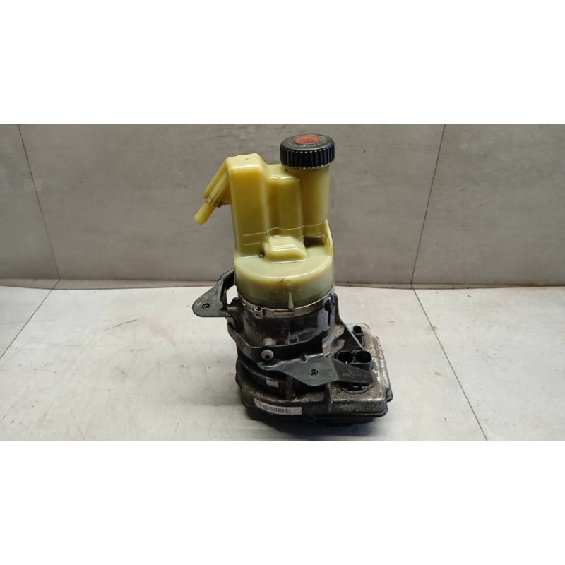 NISSAN Van STEERING PUMP NISSAN Van NV400 2011> used