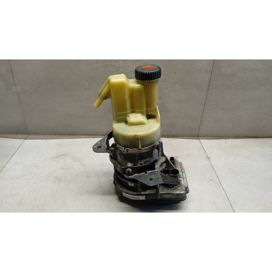 STEERING PUMP NISSAN Van NV400 2011> used