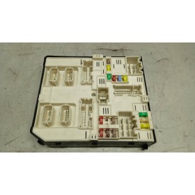 FUSE BOX NISSAN Van NV400...