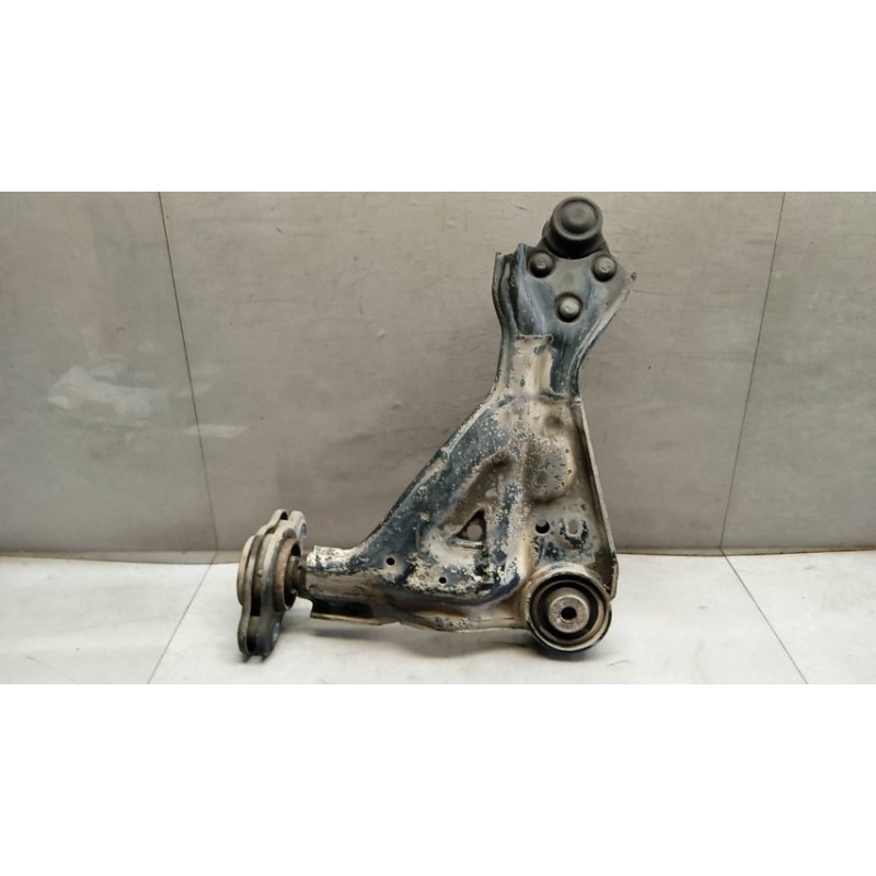 MERCEDES-BENZ van CONTROL ARM FRONT LOWER LEFT  MERCEDES-BENZ van Vito-V (W447) 2014>2019 used