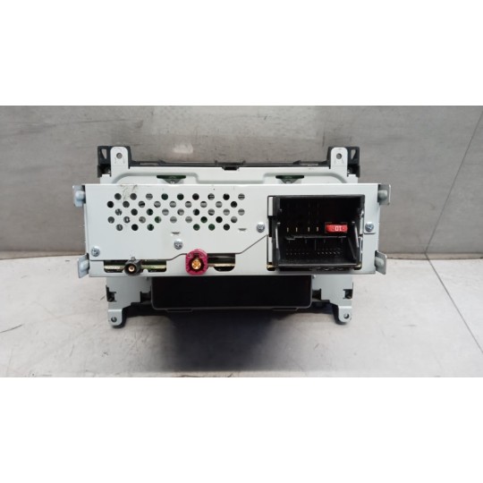 AUTORADIO MERCEDES-BENZ van Vito-V (W447) 2014>2019 usato