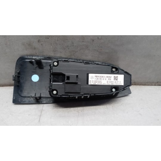 INTERRUTTORI E PULSANTI ALZAVETRI MERCEDES-BENZ van Vito-V (W447) 2014>2019 usato