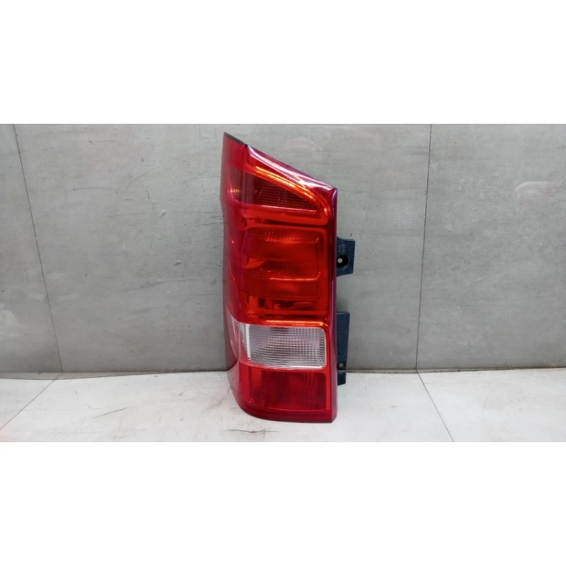MERCEDES-BENZ van FARO POSTERIORE ESTERNO SINISTRO MERCEDES-BENZ van Vito-V (W447) 2014>2019 usato