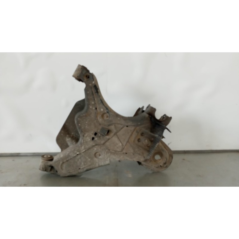 MERCEDES-BENZ van REAR LOWER LEFT SWING ARM MERCEDES-BENZ van Vito-V (W447) 2014>2019 used