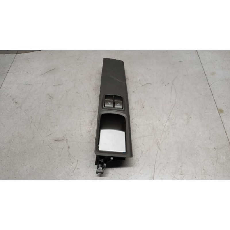 FIAT INTERRUTTORI E PULSANTI ALZAVETRI FIAT Idea 2003>2005 usato