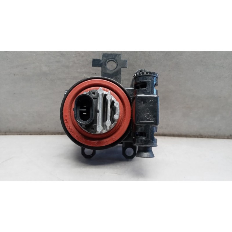 RENAULT LEFT FOG LIGHT LAMP RENAULT Zoe 2019> used