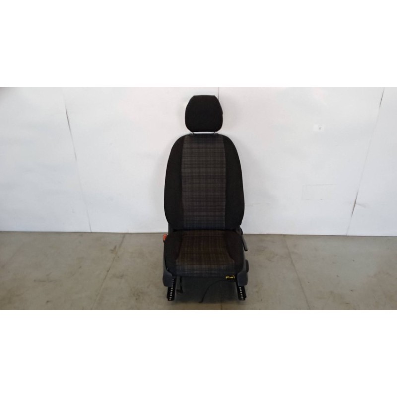 MERCEDES-BENZ van SEDILI ANTERIORI MERCEDES-BENZ van Vito-V (W447) 2014>2019 usato