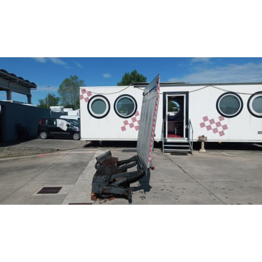 TAIL LIFT IVECO EUROCARGO 2000>2005  used