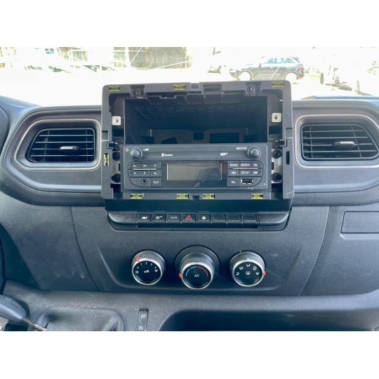 RENAULT van MASTER 2.3 DIESEL L2H2