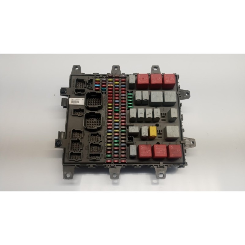 RENAULT truck FUSE BOX RENAULT truck Premium 2005>2013 used