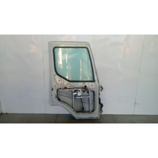 LEFT FRONT DOOR RENAULT truck Premium 2005>2013 used