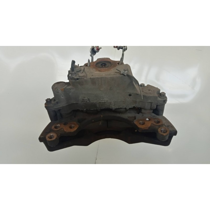 RENAULT truck LEFT FRONT CALIPER BRAKE RENAULT truck Premium 2005>2013 used