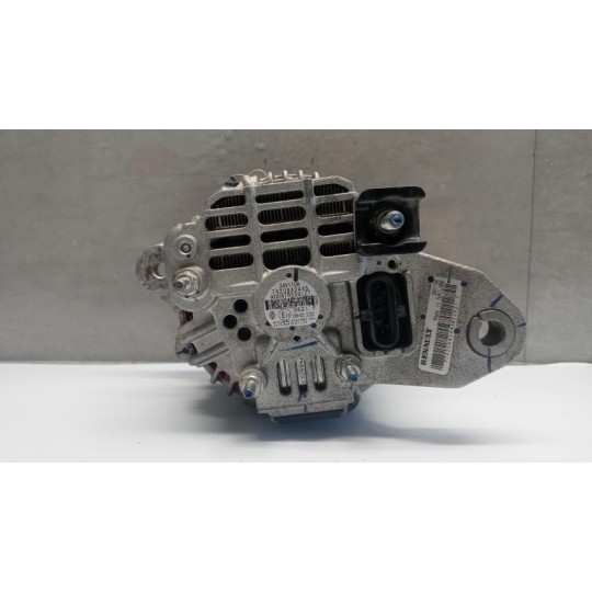 ALTERNATORE RENAULT truck Premium 2005>2013 usato
