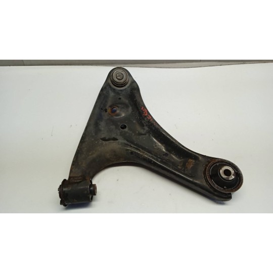 BRACCIO OSCILLANTE ANTERIORE INFERIORE DESTRO DAIHATSU Terios 2006>2017 usato