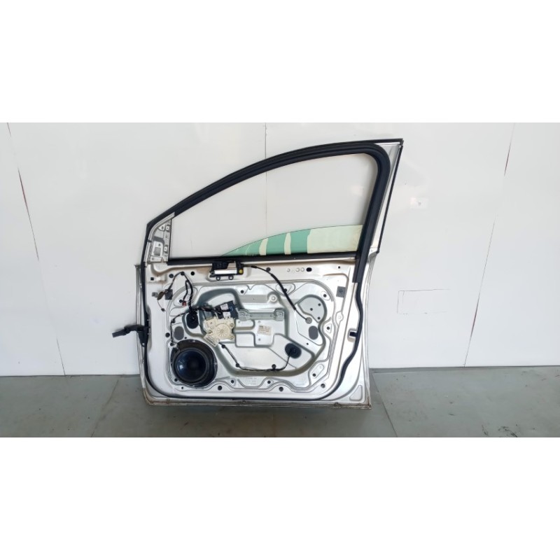 FORD RIGHT FRONT DOOR  FORD Focus 2007>2011 used