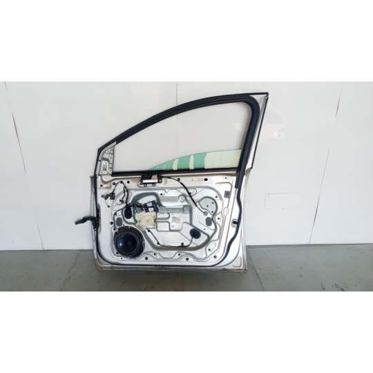 PORTA ANTERIORE DESTRA FORD Focus 2007>2011 usato