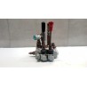 . DISTRIBUTORE IDRAULICO . . usato