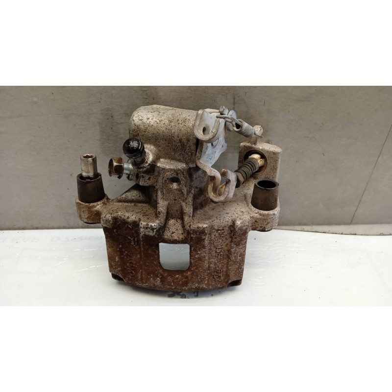TOYOTA LEFT REAR CALIPER BRAKE  TOYOTA Yaris 2011>2014 used