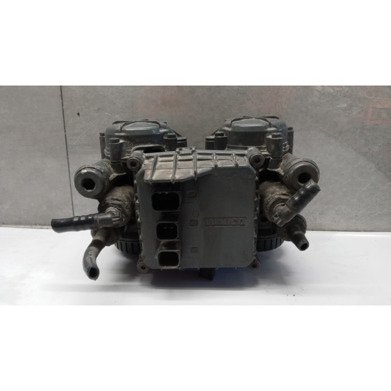 DAF VARIE FRENI 2 DAF CF euro 6 usato