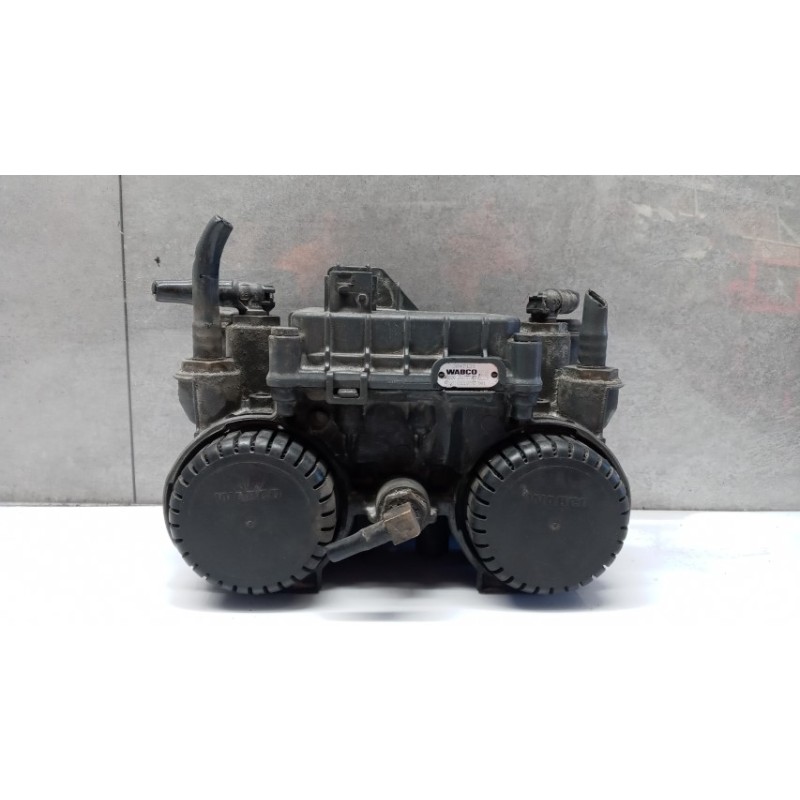 DAF VARIE FRENI 2 DAF CF euro 6 usato