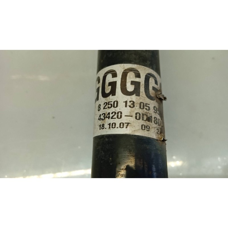 TOYOTA SEMIASSE ANTERIORE SINISTRO TOYOTA Yaris 2005>2008 usato