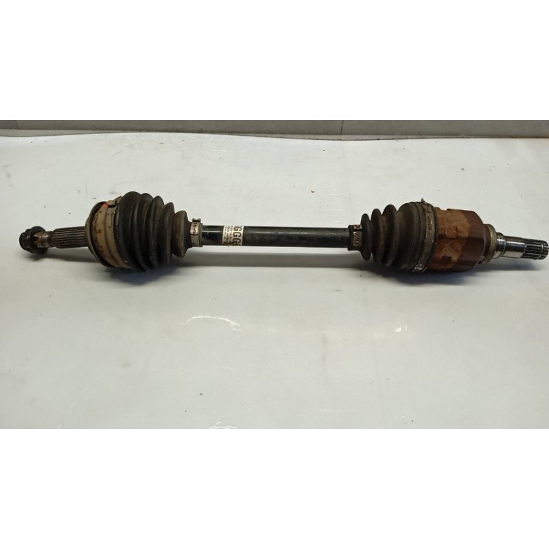 TOYOTA FRONT HALF-AXLES LEFT  TOYOTA Yaris 2005>2008 used