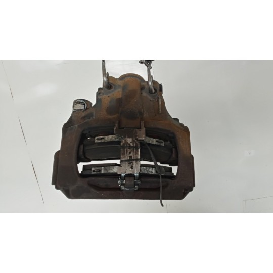 PINZA ANTERIORE SINISTRA IVECO EUROCARGO 2008>2013 usato