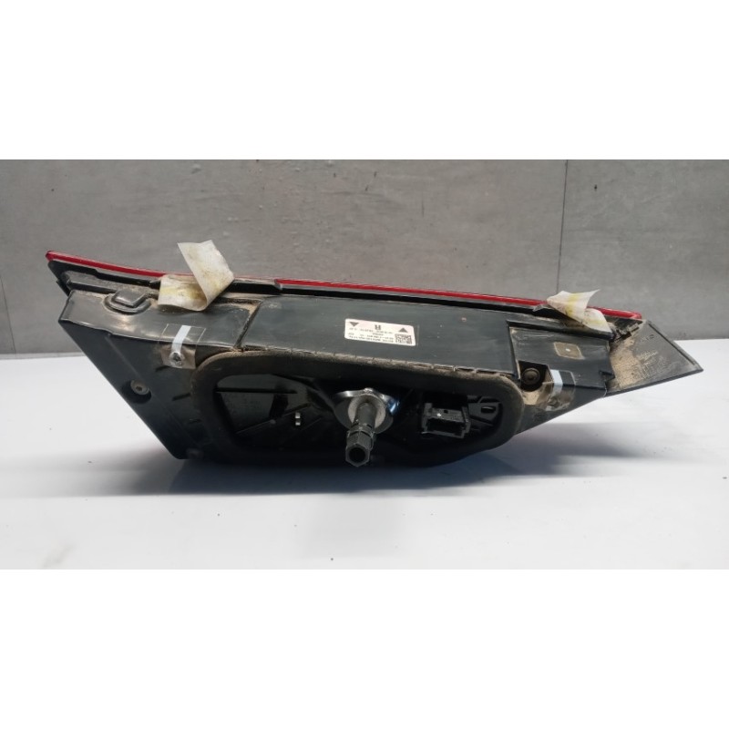 BMW FARO POST INTERNO LED DESTRO BMW Serie 1 (F40) 2019> usato