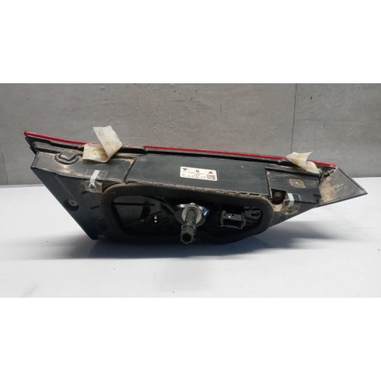 RIGHT REAR LED LIGHT ON BACK BMW Serie 1 (F40) 2019> used