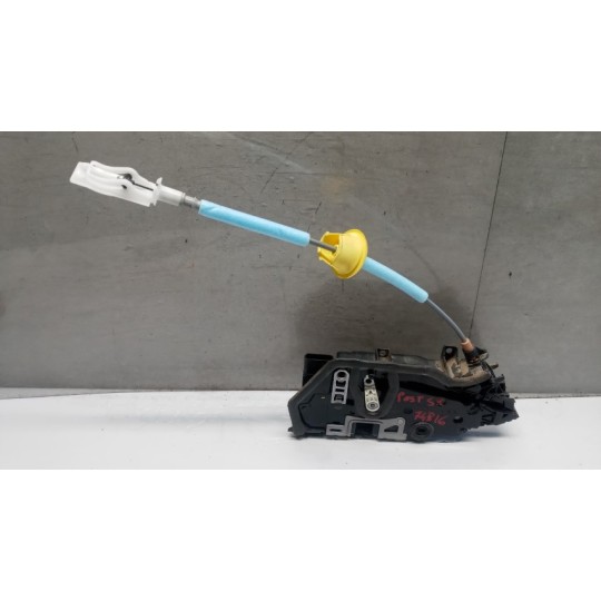 LATCH LOCK BMW Serie 1 (F40) 2019> used