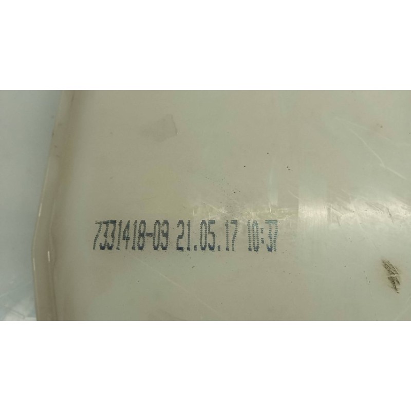 BMW VASCHETTA ACQUA TERGI PARABREZZA BMW Serie X1 (F48) 2015>2019 usato