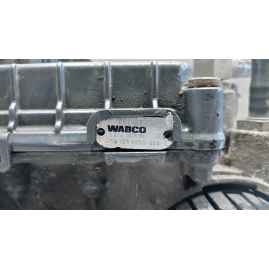 VARIE FRENI 1 DAF XF106 usato