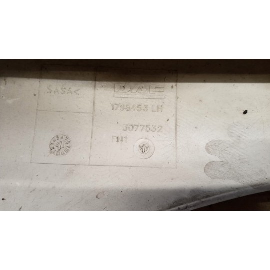 PLASTICHE ESTERNE VARIE DAF XF106 usato