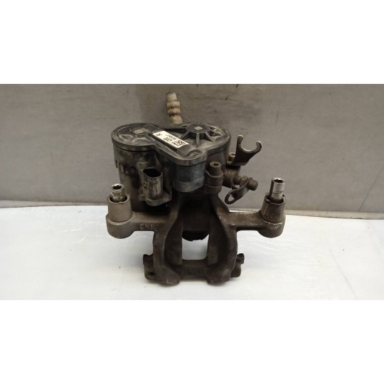 PINZA POSTERIORE DESTRA BMW Serie 1 (F40) 2019> usato